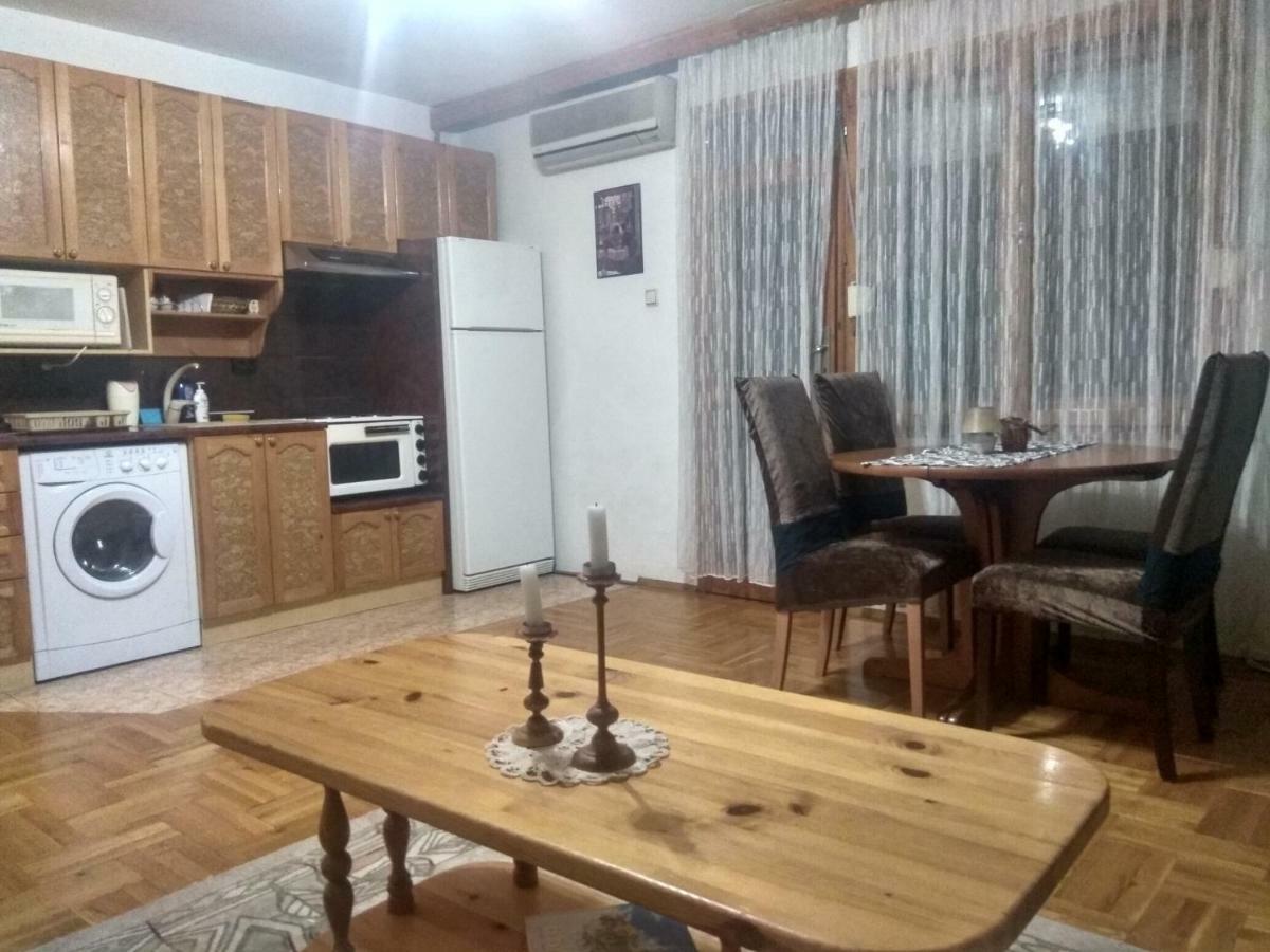 Martin'S Apartments Stara Zagora Exterior photo